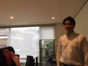 講義中のものくろさん